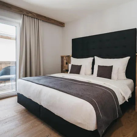 Vaya Aparthotel *